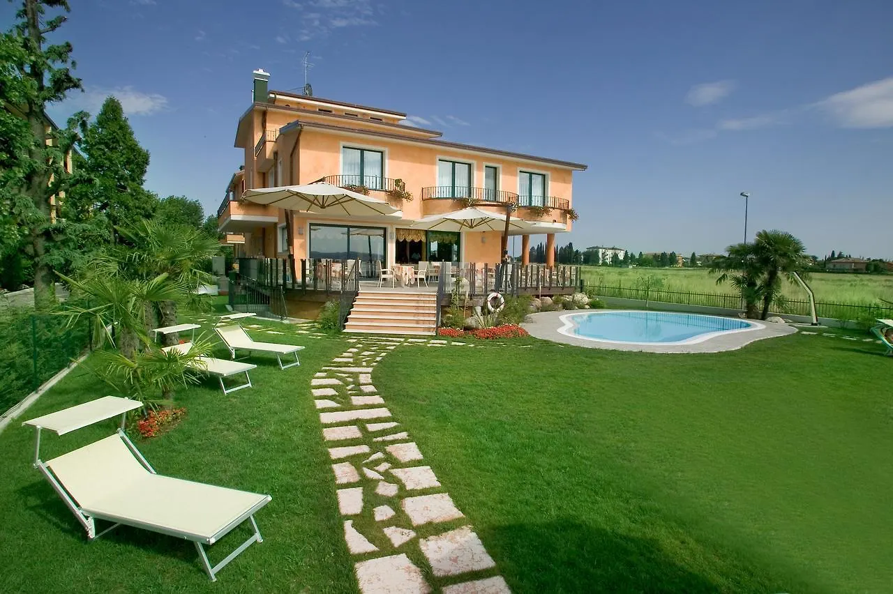 Hotel La Rondine Sirmione