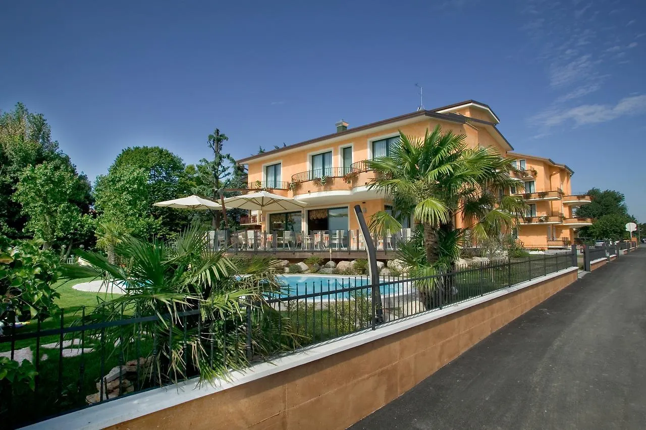 Hotel La Rondine Sirmione